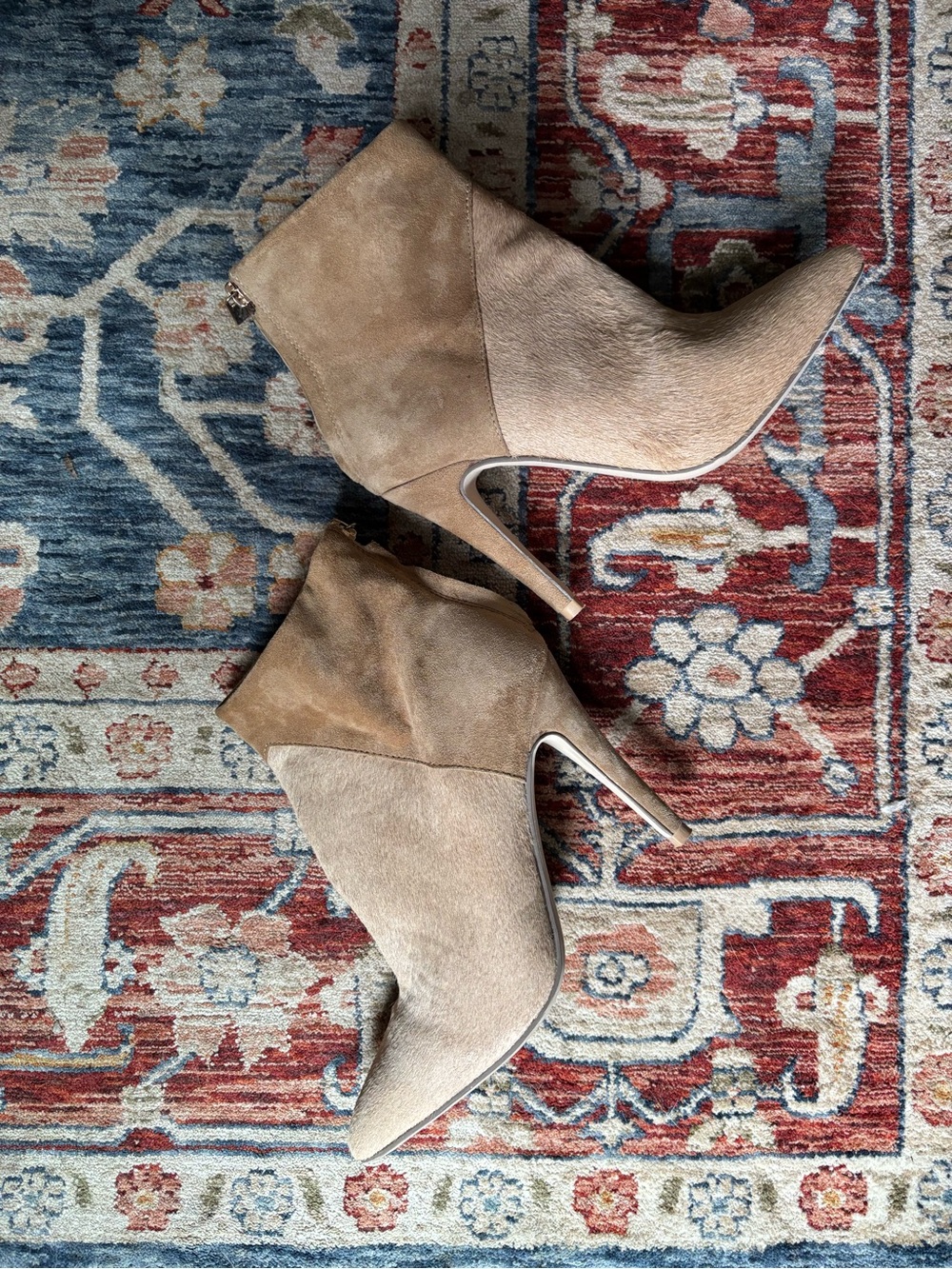 RAYE Women's Taupe Suede Pointed Toe Ankle Bootie Stiletto Size 37